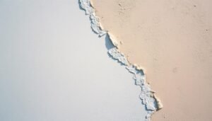 découvrez pourquoi l'enduit reste visible après peinture, quelles sont les erreurs fréquentes à éviter et nos astuces pour obtenir des murs parfaitement lisses et un résultat professionnel.
